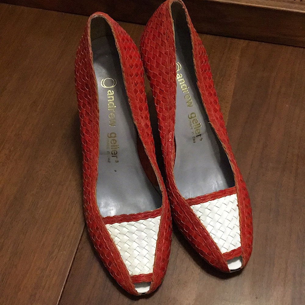 Vintage Andrew Geller size 7 leather heels